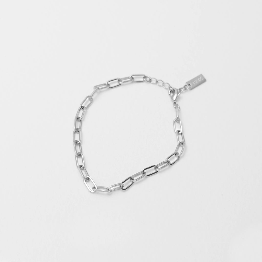 Beatriz Dainty Paperclip Chain Bracelet Silver