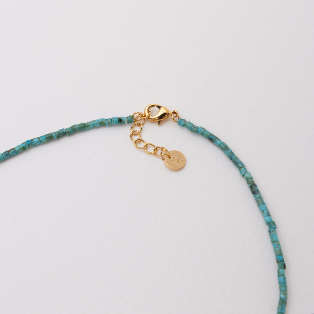 Raiz Alba Turquoise Beaded Necklace Gold with Circle - Back Closure View
